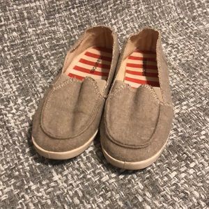 Maurice’s Tan slip on size 6